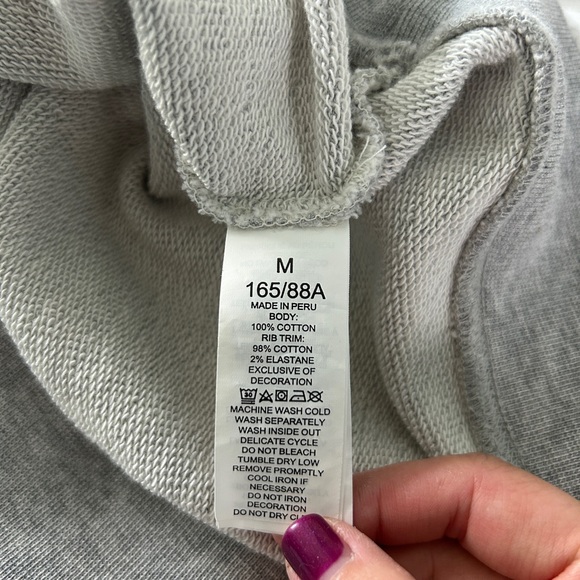 Kate Spade embroidered apple pullover, size medium - Picture 4 of 4